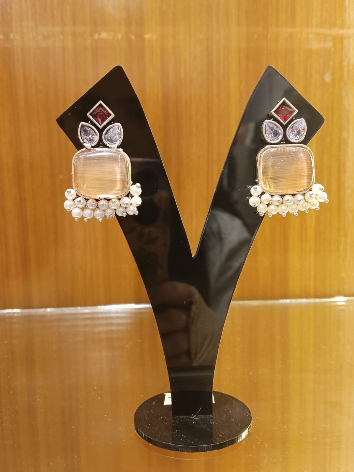 Classy Ear Rings