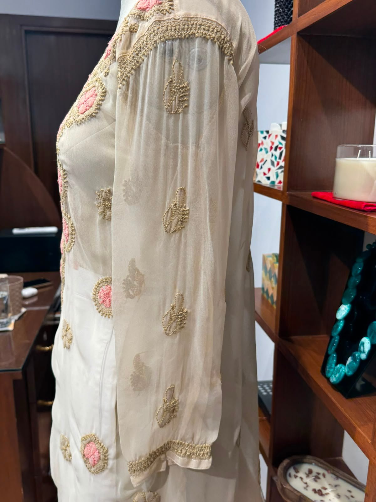 georgette fabric  chikankari full sleeve long  kurti