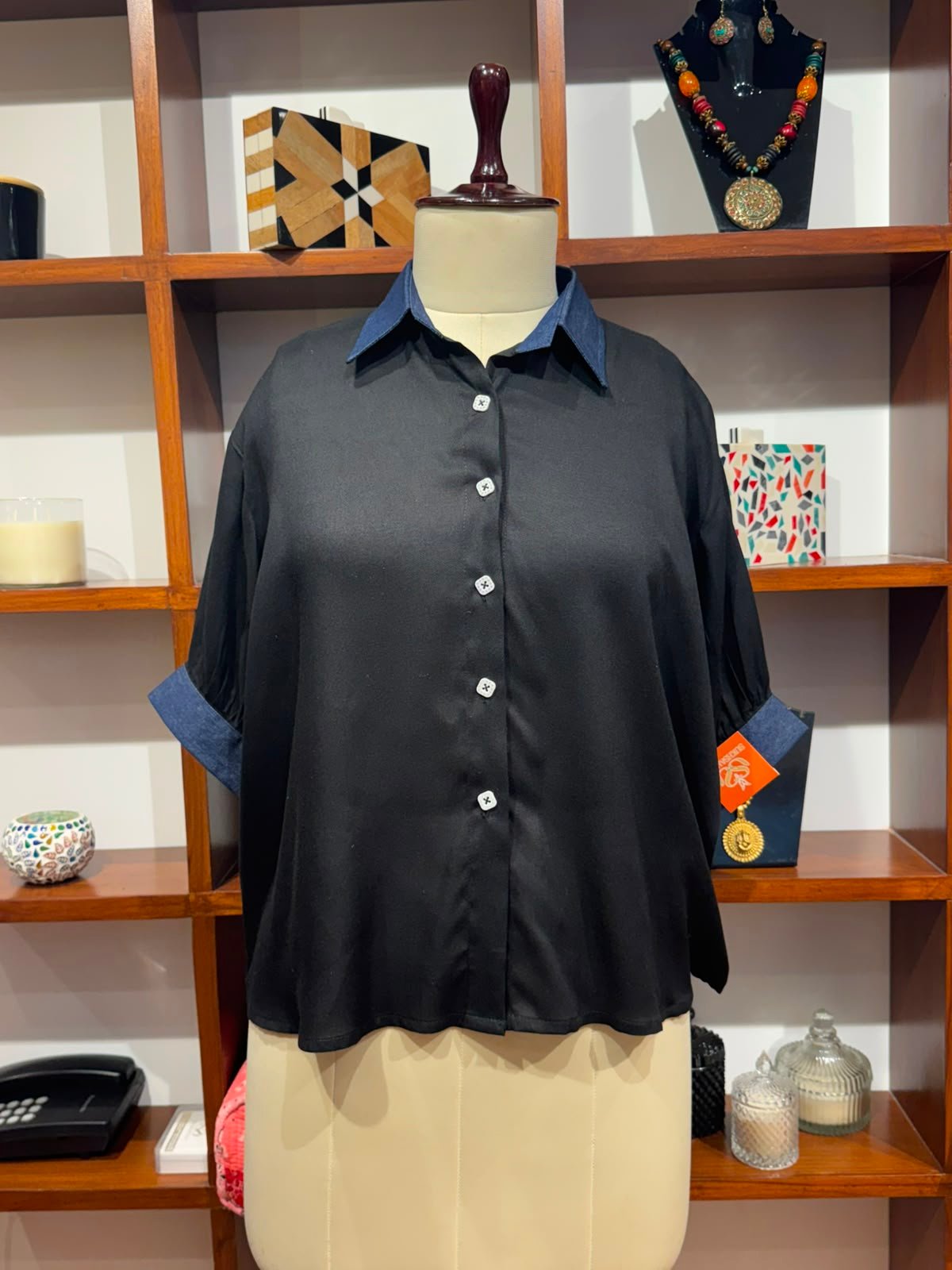 linen fabric with denim collar shirt colour  black