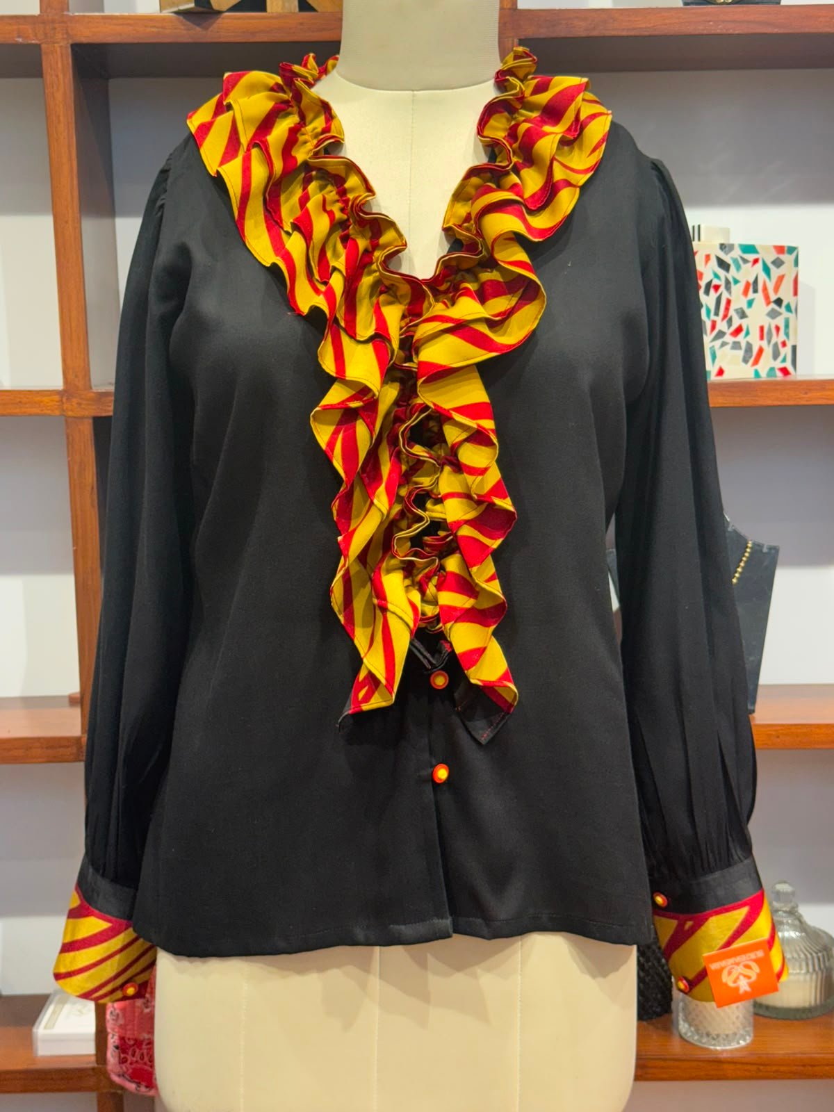 lelan fabric top crepe caller  colour black